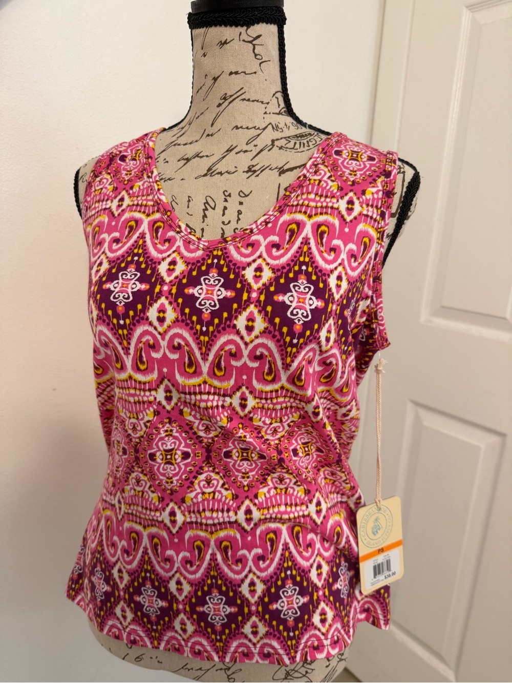 Caribbean Joe Pink Burgundy Patterned V-Neck Tank Top